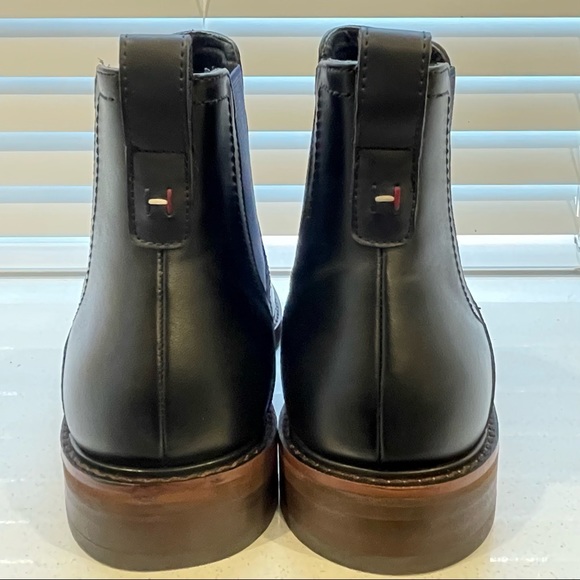 Chelsea Boots - Picture 3 of 5